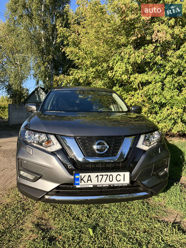 Внедорожник / Кроссовер Nissan X-Trail 2020 в Лохвице