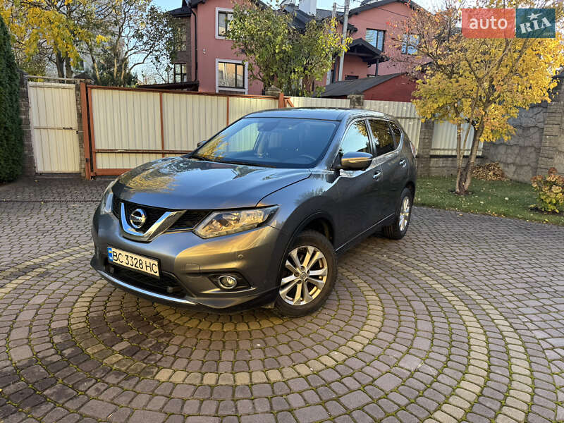 Внедорожник / Кроссовер Nissan X-Trail 2015 в Львове