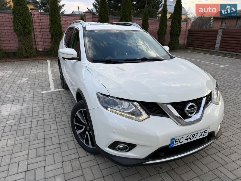 Внедорожник / Кроссовер Nissan X-Trail 2015 в Самборе Внедорожник / Кроссовер Nissan X-Trail 2015 в Самборе