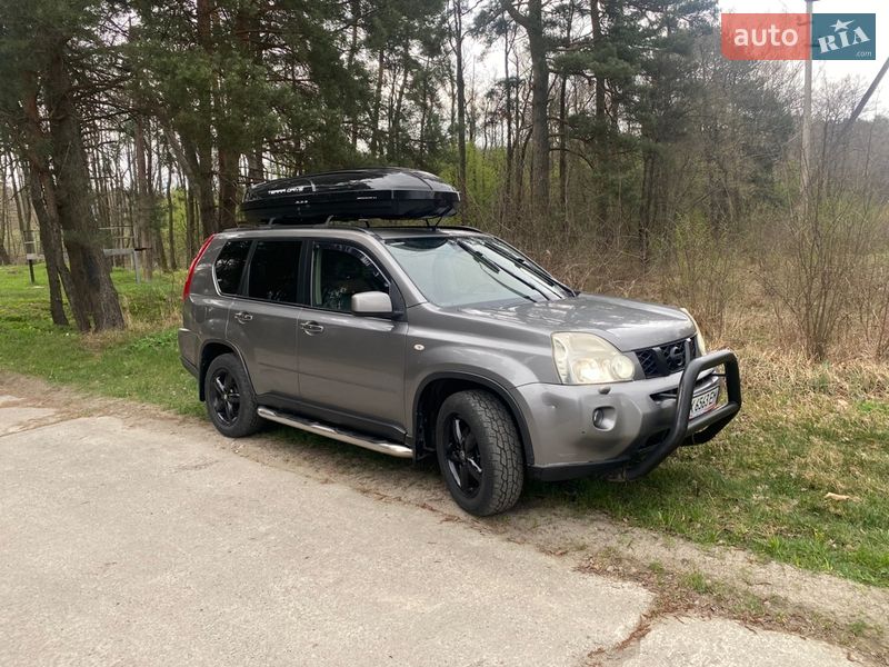 Внедорожник / Кроссовер Nissan X-Trail 2008 в Нетешине