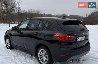 Позашляховик / Кросовер BMW X1 2017 в Шегинях