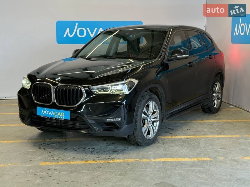 Внедорожник / Кроссовер BMW X1 2019 в Киеве