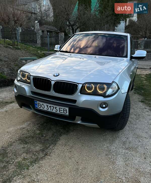 Внедорожник / Кроссовер BMW X3 2009 в Кременце