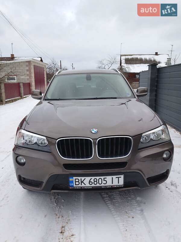 Внедорожник / Кроссовер BMW X3 2011 в Сарнах