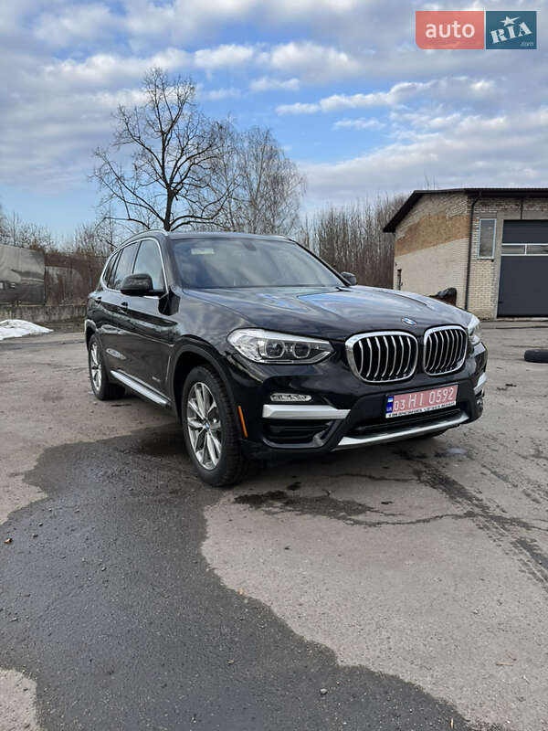 Внедорожник / Кроссовер BMW X3 2018 в Луцке
