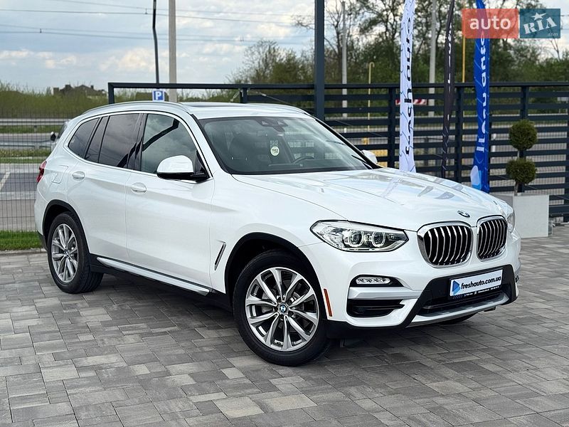 Внедорожник / Кроссовер BMW X3 2018 в Ровно