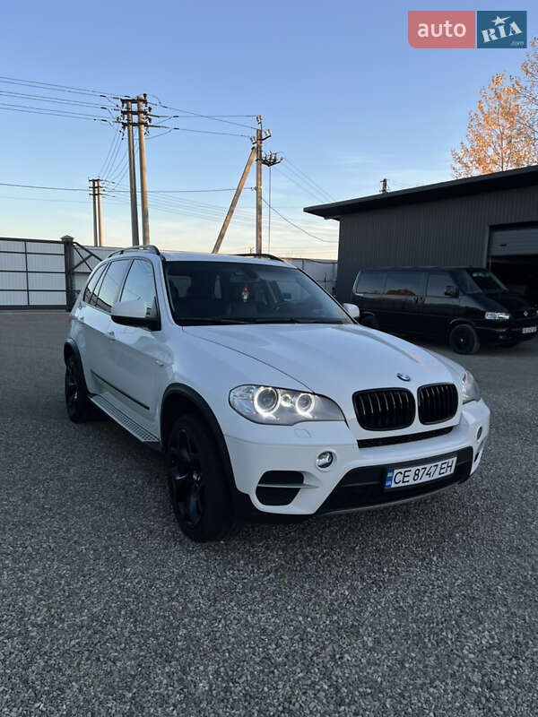 Внедорожник / Кроссовер BMW X5 2011 в Черновцах