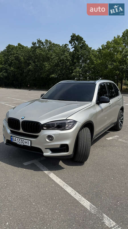 Внедорожник / Кроссовер BMW X5 2014 в Кропивницком
