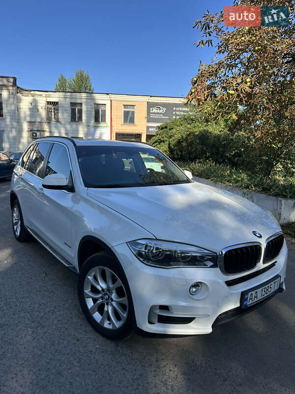 Внедорожник / Кроссовер BMW X5 2016 в Киеве