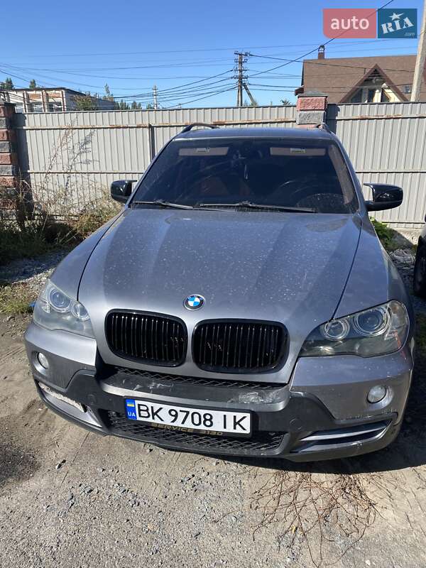 Внедорожник / Кроссовер BMW X5 2009 в Ровно