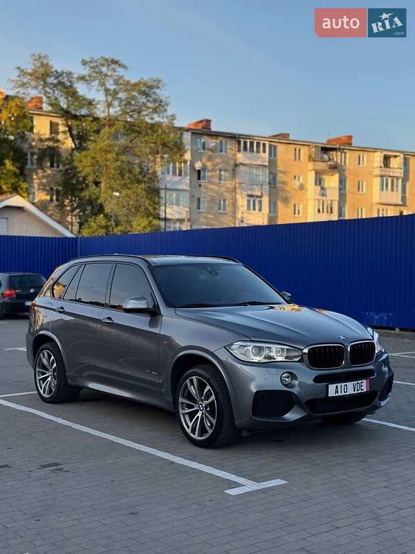 Внедорожник / Кроссовер BMW X5 2017 в Калуше