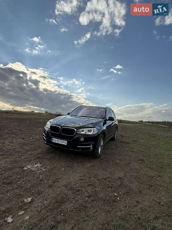 Внедорожник / Кроссовер BMW X5 2015 в Южноукраинске