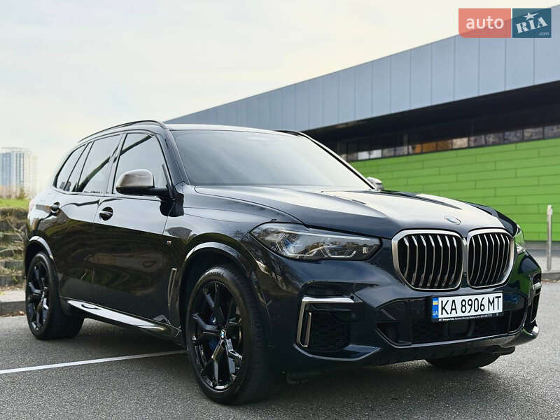 Внедорожник / Кроссовер BMW X5 2022 в Киеве