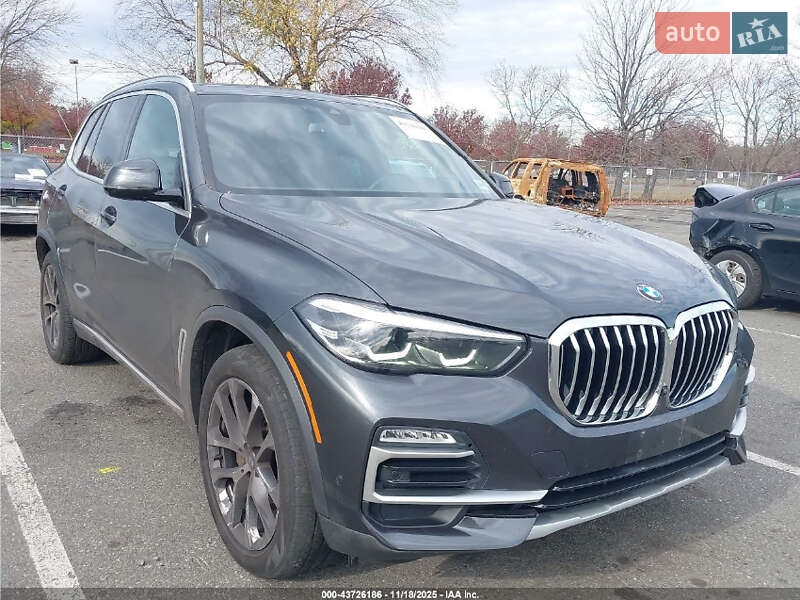 Внедорожник / Кроссовер BMW X5 2021 в Киеве