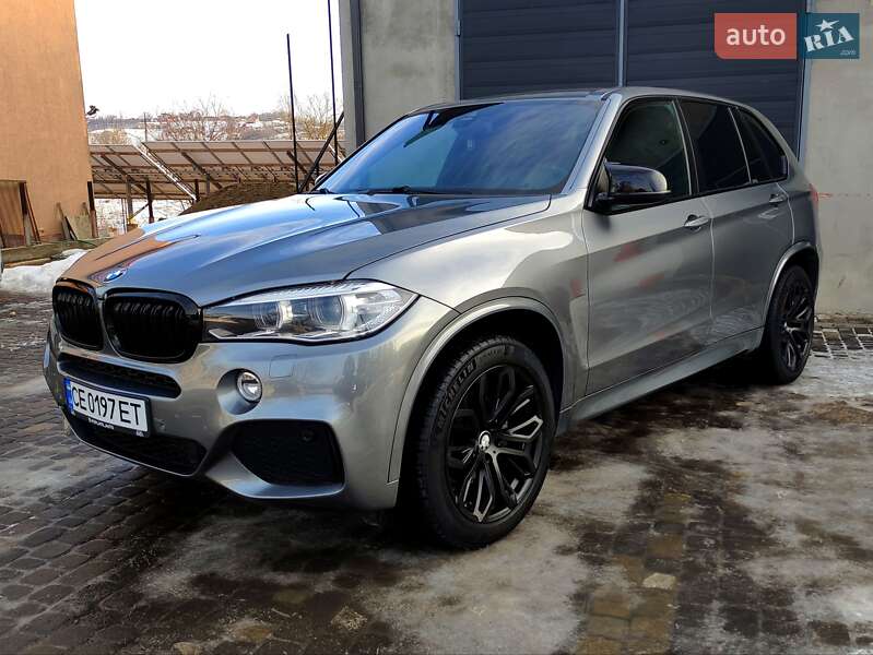 Внедорожник / Кроссовер BMW X5 2015 в Черновцах