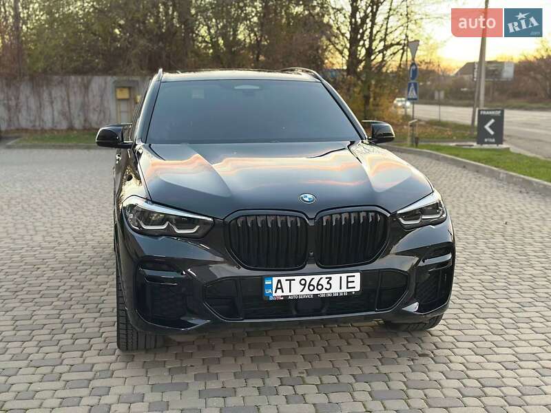 Позашляховик / Кросовер BMW X5 2022 в Івано-Франківську