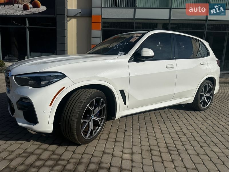 Внедорожник / Кроссовер BMW X5 2018 в Хмельницком