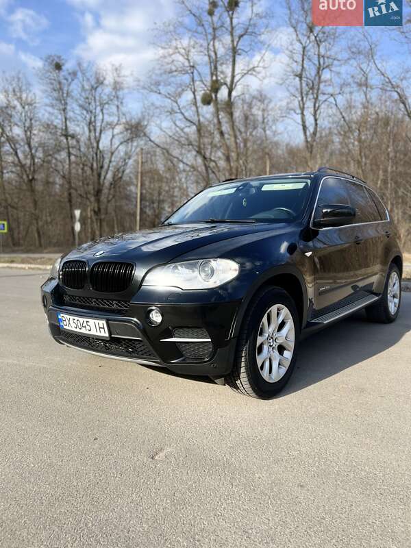 Внедорожник / Кроссовер BMW X5 2013 в Красилове