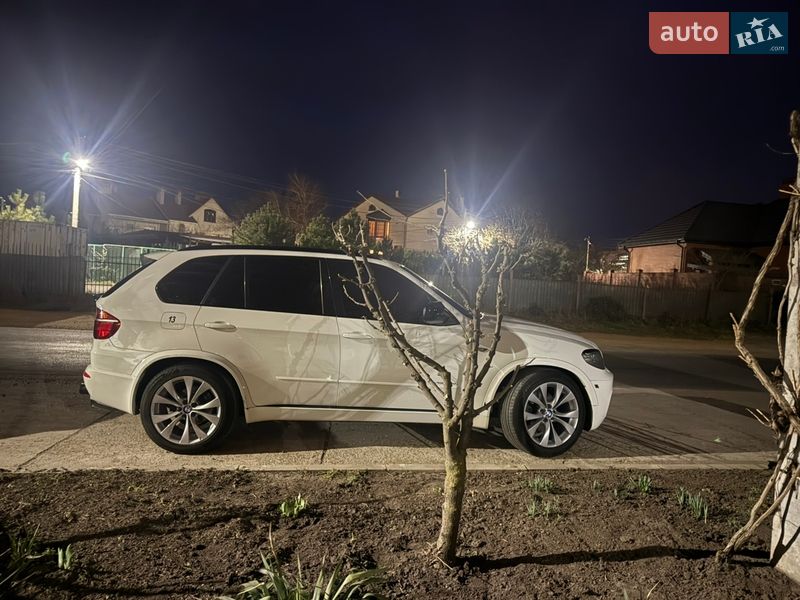 Внедорожник / Кроссовер BMW X5 2010 в Одессе