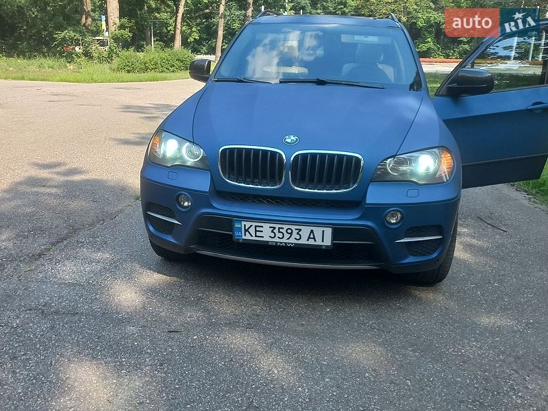 Внедорожник / Кроссовер BMW X5 2010 в Днепре