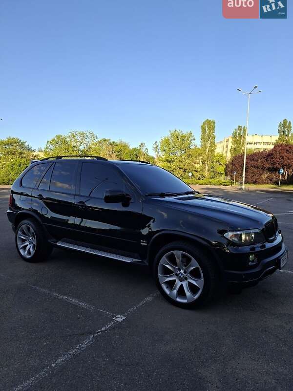 Внедорожник / Кроссовер BMW X5 2000 в Николаеве