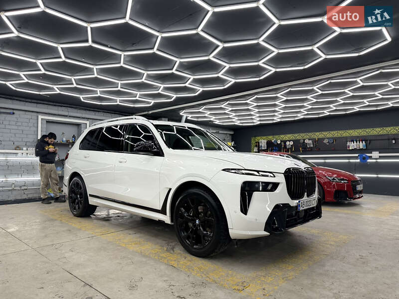 Внедорожник / Кроссовер BMW X7 2021 в Киеве