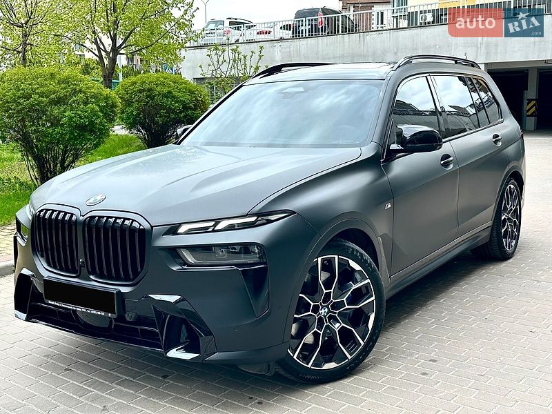 Внедорожник / Кроссовер BMW X7 2025 в Киеве