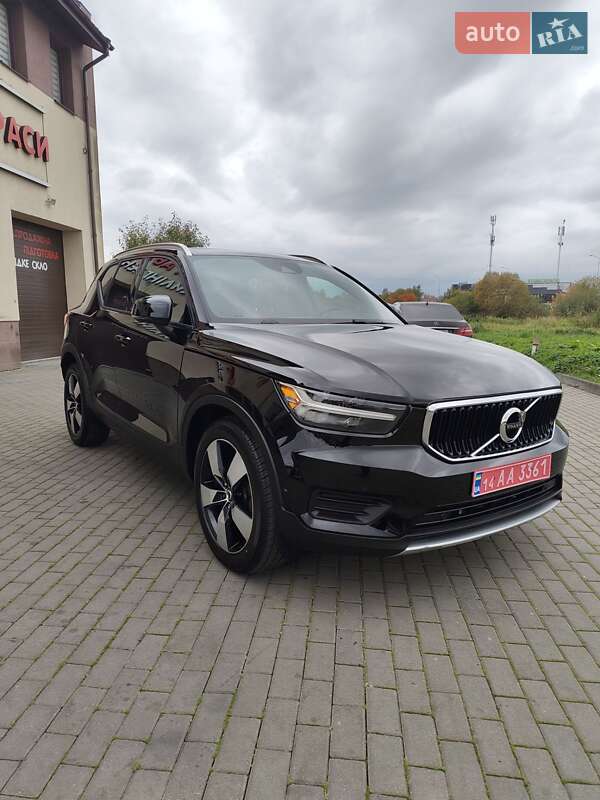 Внедорожник / Кроссовер Volvo XC40 2019 в Львове