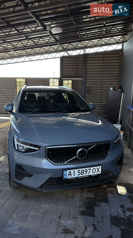 Внедорожник / Кроссовер Volvo XC40 2022 в Киеве