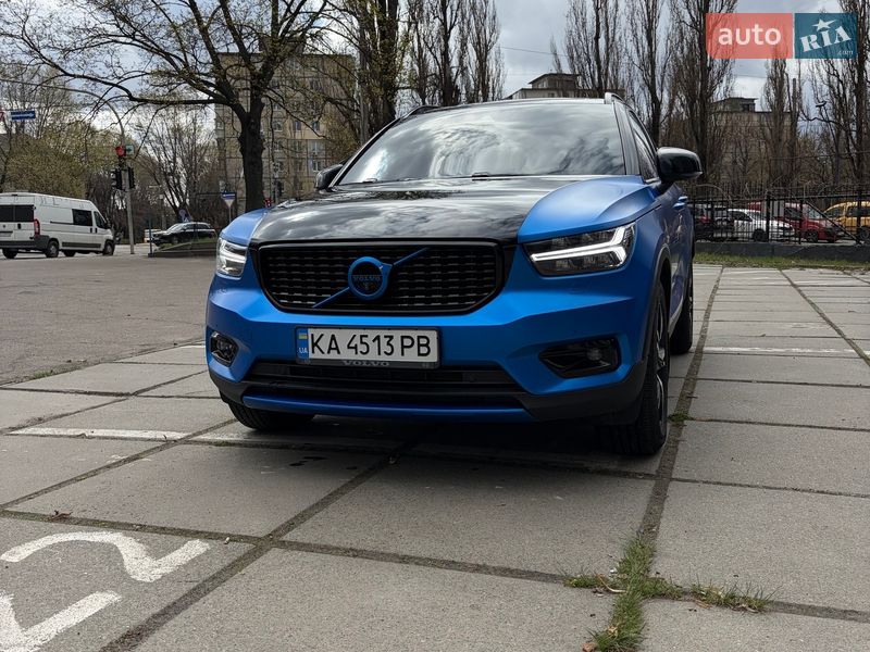 Внедорожник / Кроссовер Volvo XC40 2018 в Киеве