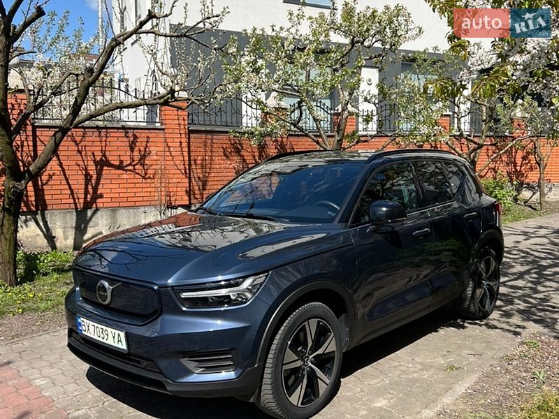 Внедорожник / Кроссовер Volvo XC40 2021 в Хмельницком