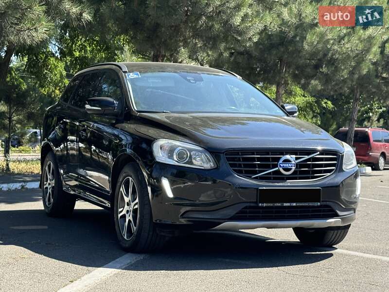 Внедорожник / Кроссовер Volvo XC60 2017 в Одессе