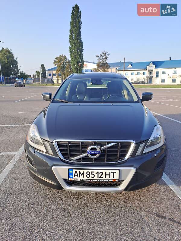 Внедорожник / Кроссовер Volvo XC60 2010 в Житомире