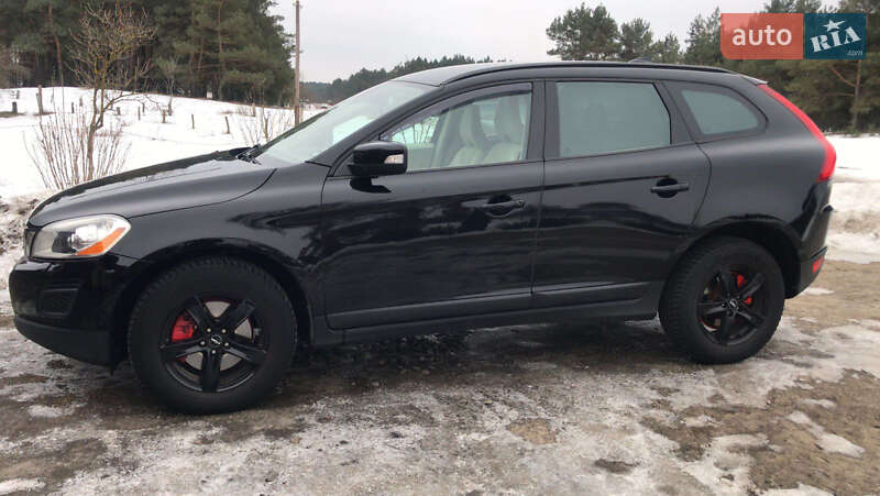 Позашляховик / Кросовер Volvo XC60 2010 в Сарнах Позашляховик / Кросовер Volvo XC60 2010 в Сарнах