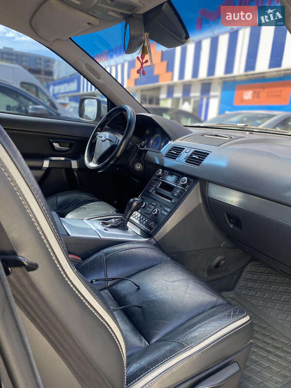 Внедорожник / Кроссовер Volvo XC90 2009 в Хусте