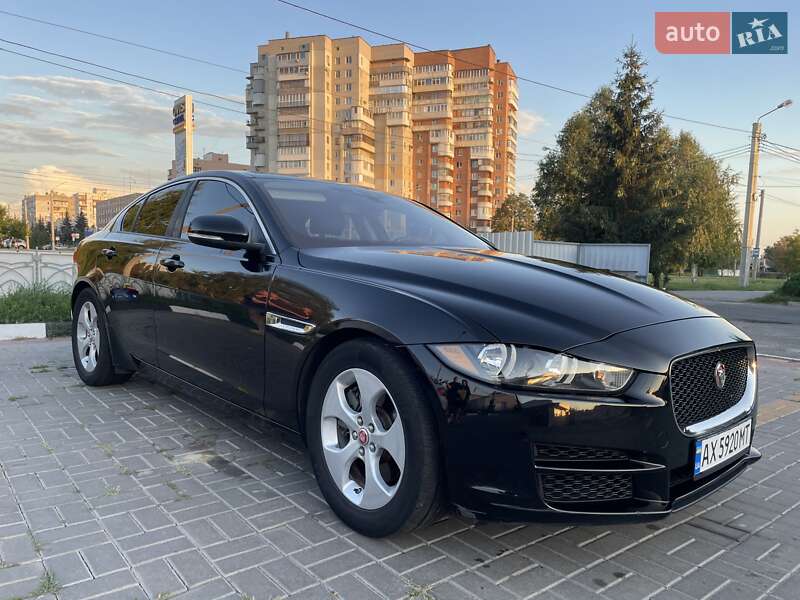 Седан Jaguar XE 2017 в Харькове