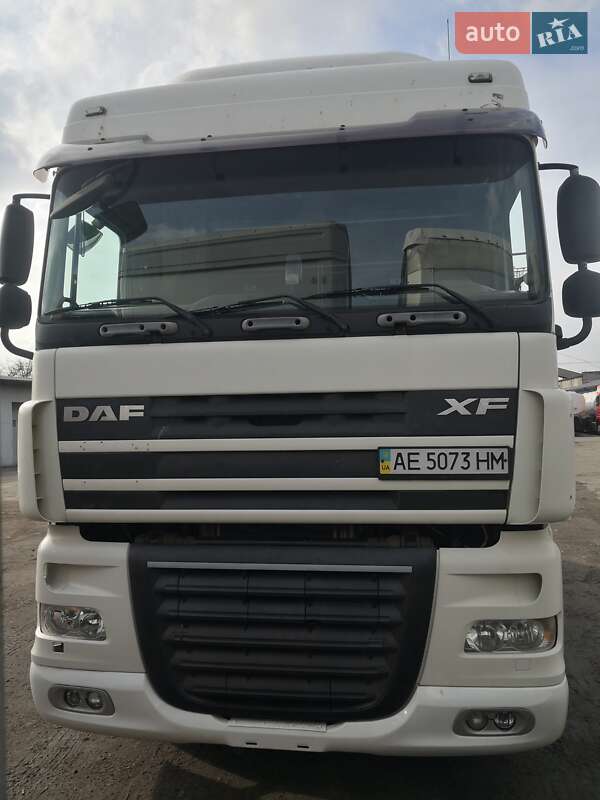 Тягач DAF XF 105 2008 в Кам'янському Тягач DAF XF 105 2008 в Кам'янському