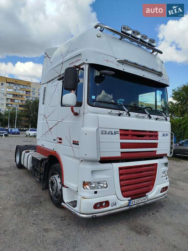 Тягач DAF XF 105 2011 в Харькове