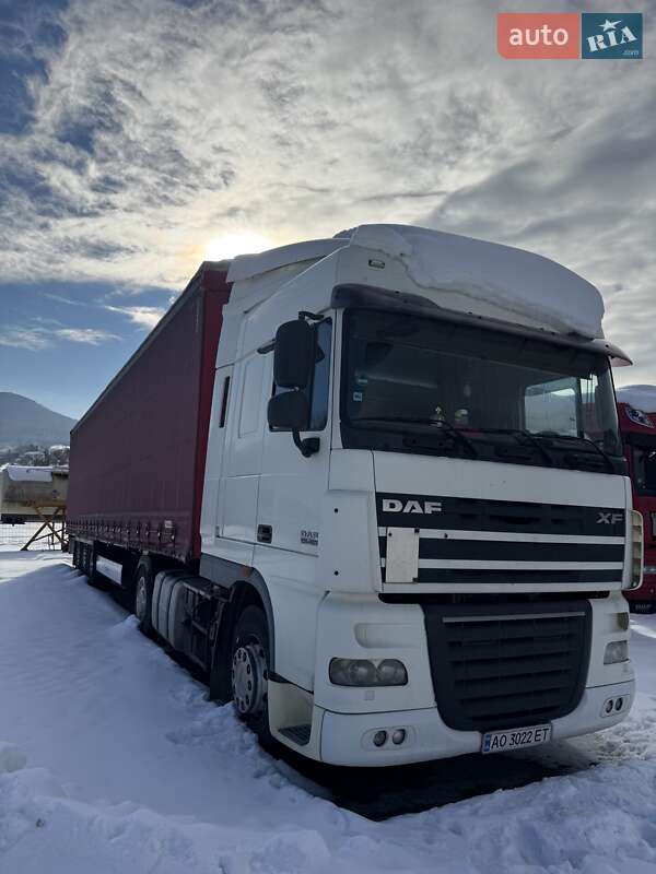 Тягач DAF XF 105 2010 в Ужгороде