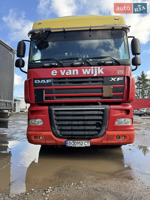 Тягач DAF XF 105 2008 в Львове