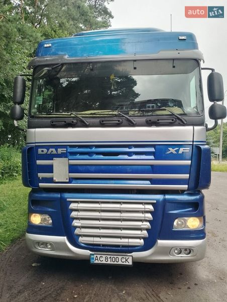 Тягач DAF XF 105 2010 в Луцке