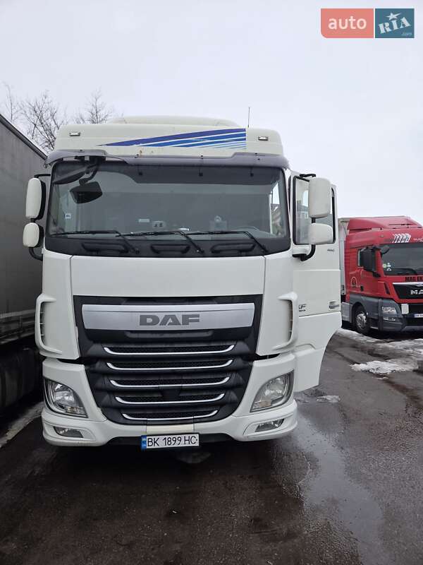 Тягач DAF XF 106 2014 в Ровно