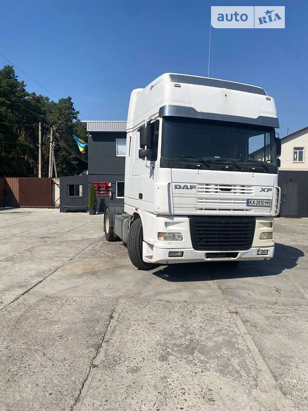 Тягач DAF XF 95 2001 в Киеве