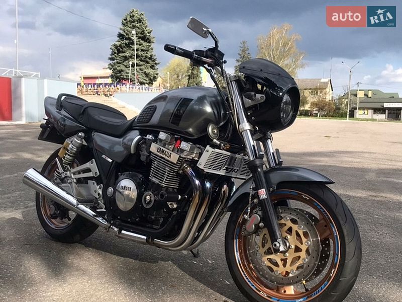 Мотоцикл Без обтекателей (Naked bike) Yamaha XJR 1200 1995 в Валках