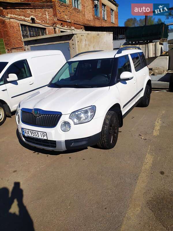 Внедорожник / Кроссовер Skoda Yeti 2012 в Харькове