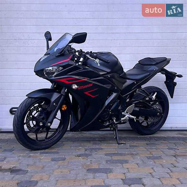 Мотоцикл Спорт-туризм Yamaha YZF-R25 2015 в Луцке