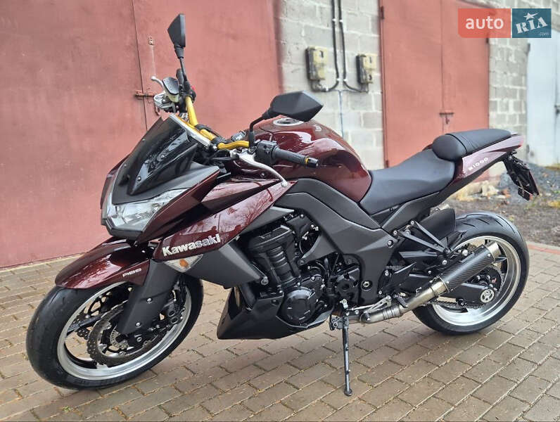 Мотоцикл Супермото (Motard) Kawasaki Z 1000 2011 в Дубно