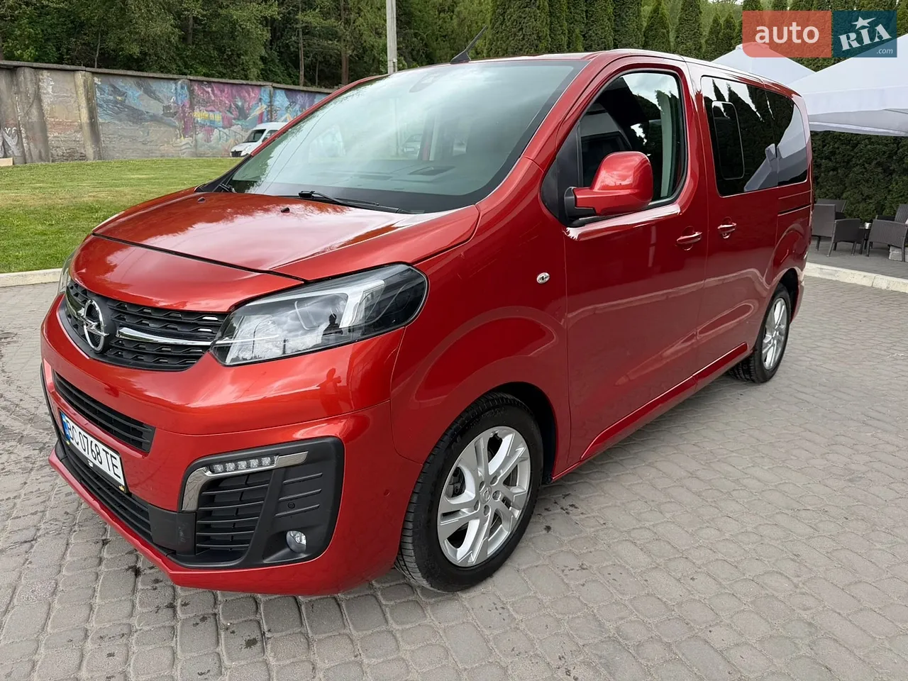 Opel Zafira Life 2021 photo 2