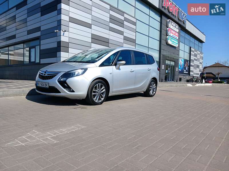 Минивэн Opel Zafira Tourer 2015 в Черкассах Минивэн Opel Zafira Tourer 2015 в Черкассах