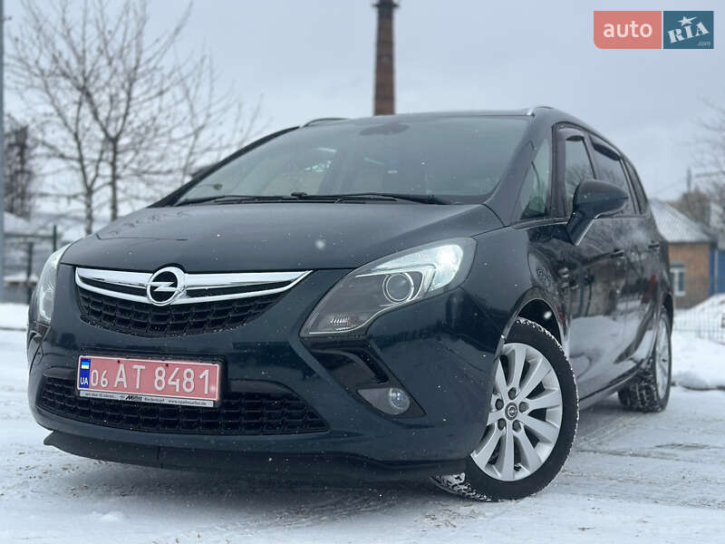 Минивэн Opel Zafira Tourer 2015 в Житомире Минивэн Opel Zafira Tourer 2015 в Житомире